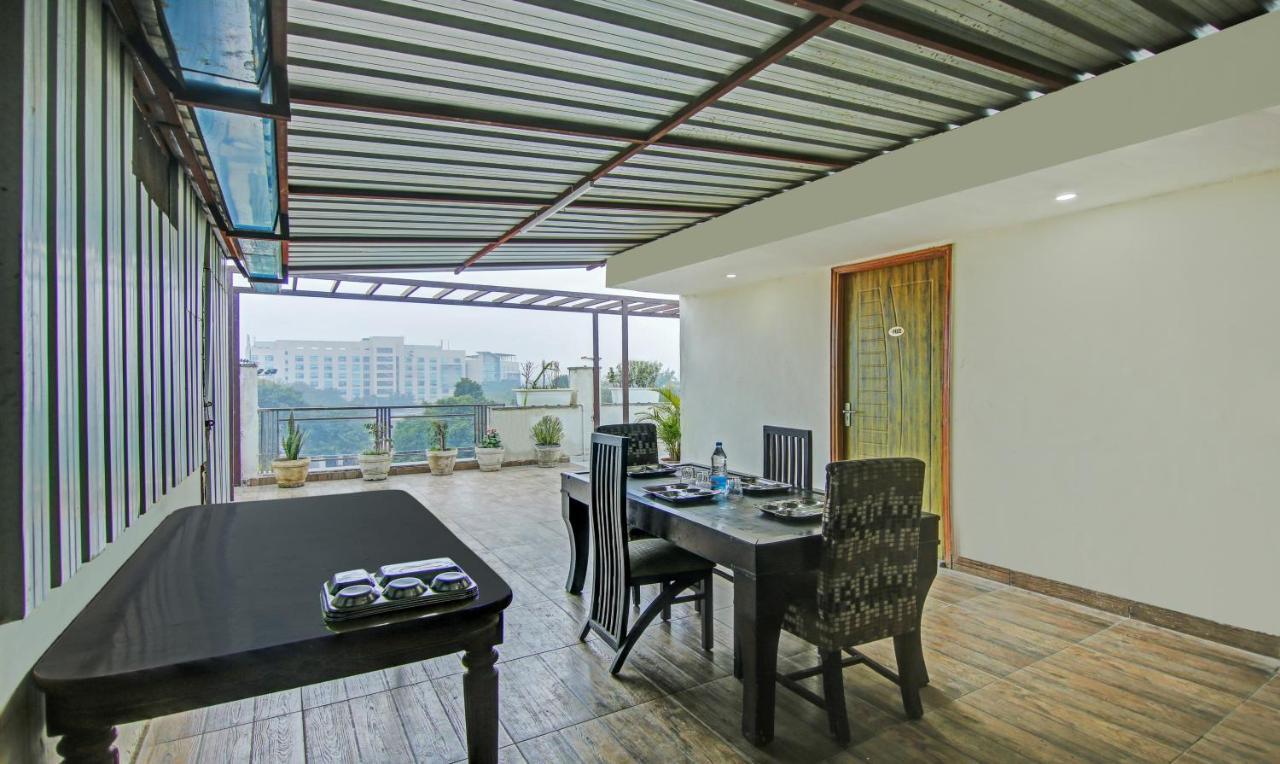 Itsy Hotels Nyra Gurgaon Buitenkant foto